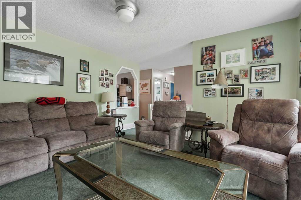 23 Nebraska Road W - 5