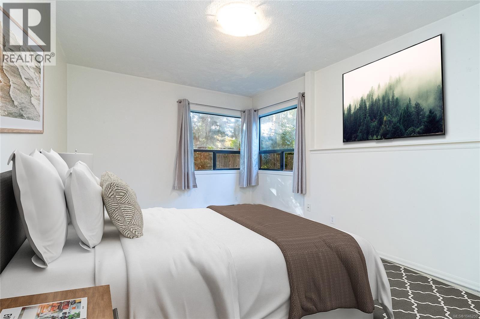 2680 Arbutus Rd - 47