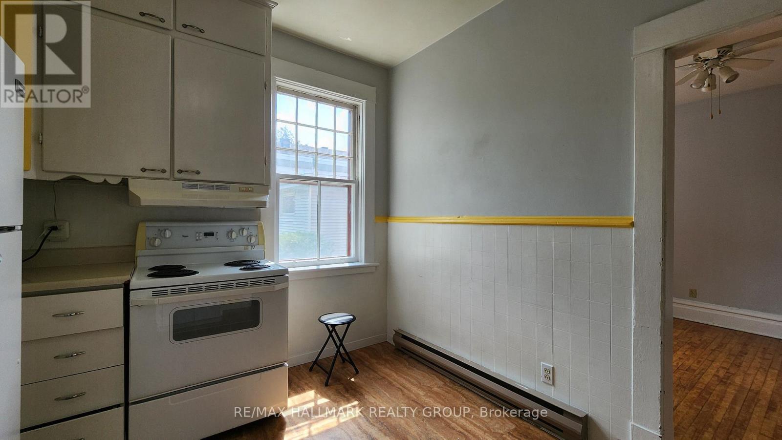 2 Bed, 1 Bath Multi-Family for Rent in Ottawa – 3 – 125 GLENORA STREET, Ottawa – MLS# X13669424 - Image 38