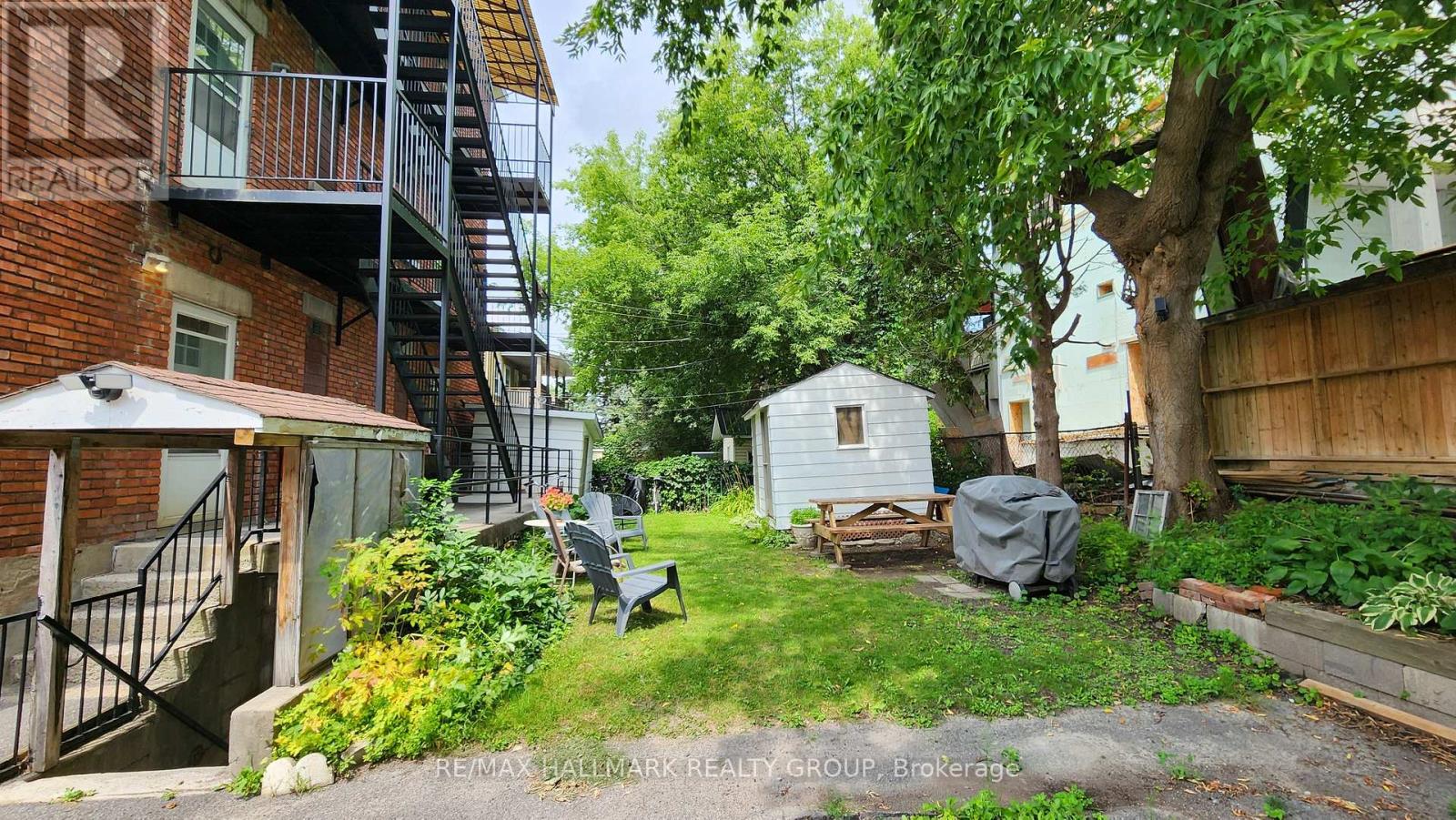 2 Bed, 1 Bath Multi-Family for Rent in Ottawa – 3 – 125 GLENORA STREET, Ottawa – MLS# X13669424 - Image 7