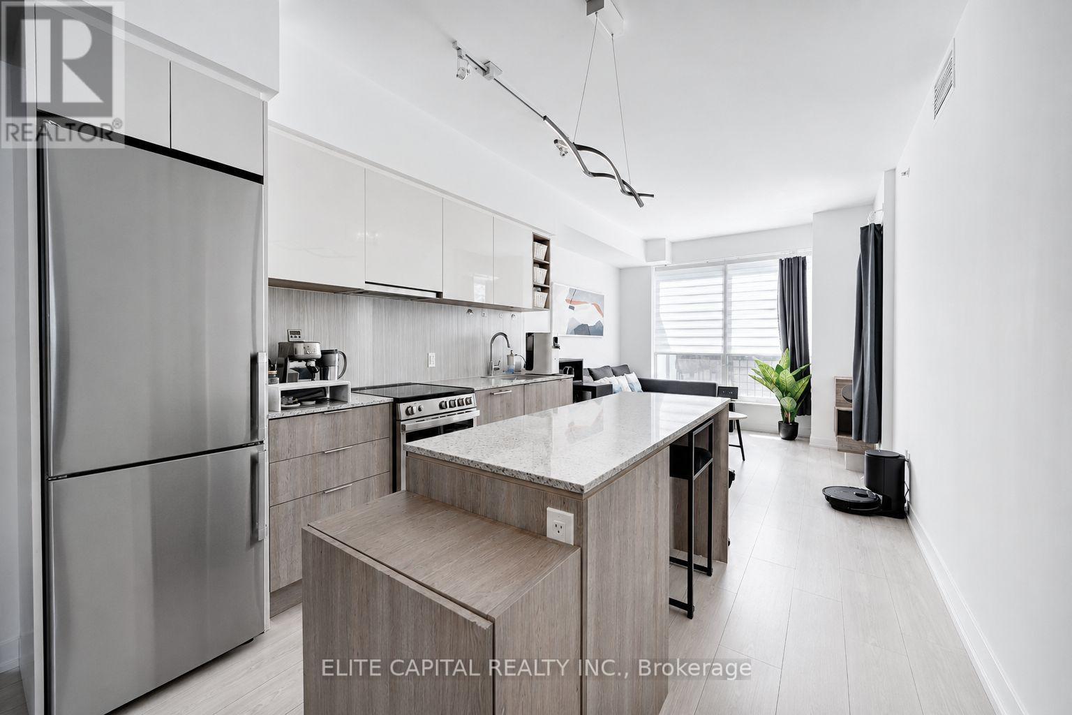 #740 31 TIPPETT ROAD - 2