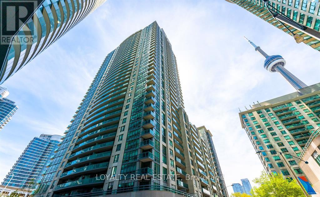 Photo of 19 Grand Trunk Crescent