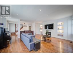 95 Hopedale Avenue, Toronto, ON M4K3M9 Photo 10