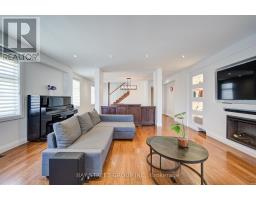 Bedroom 2 - 95 Hopedale Avenue, Toronto, ON M4K3M9 Photo 6