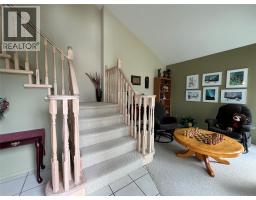 2pc Bathroom - 8804 20 Street, Dawson Creek, BC V1G4S3 Photo 6