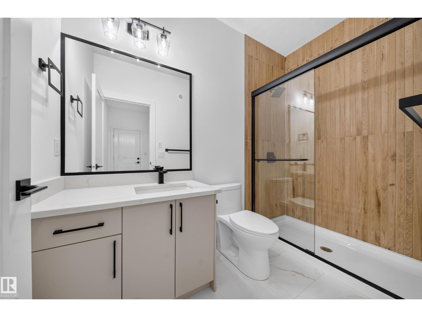 688 Bank drive - Photo 18