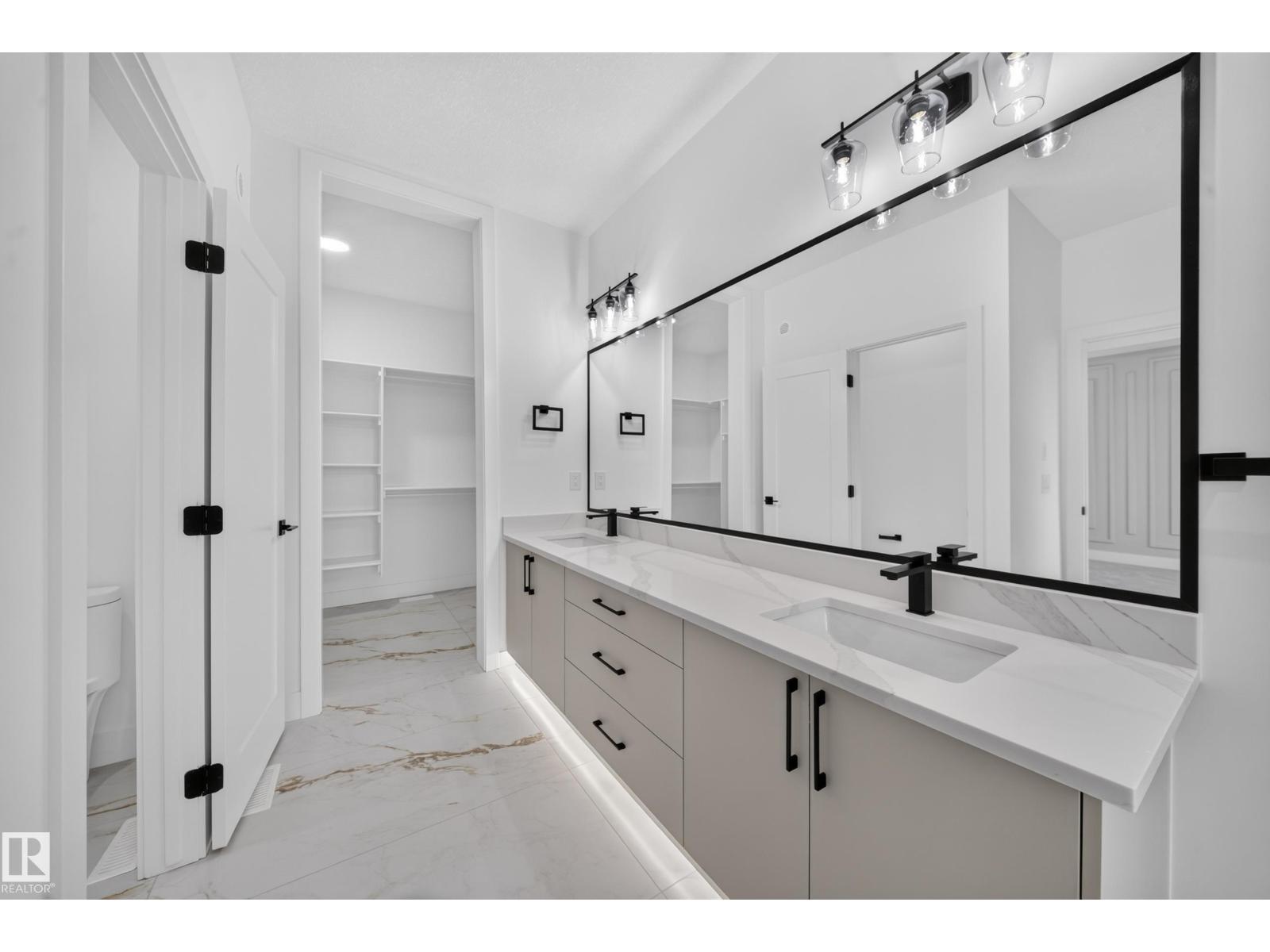 688 Bank drive - Photo 40