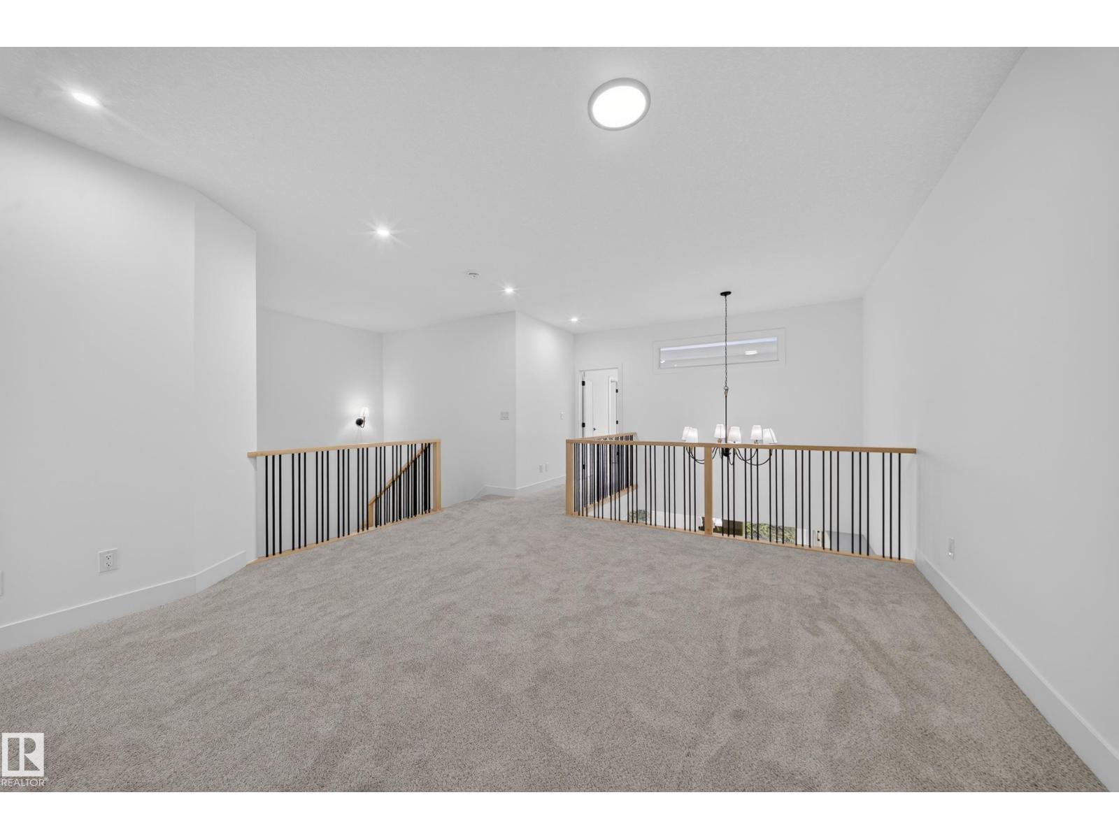 688 Bank drive - Photo 35