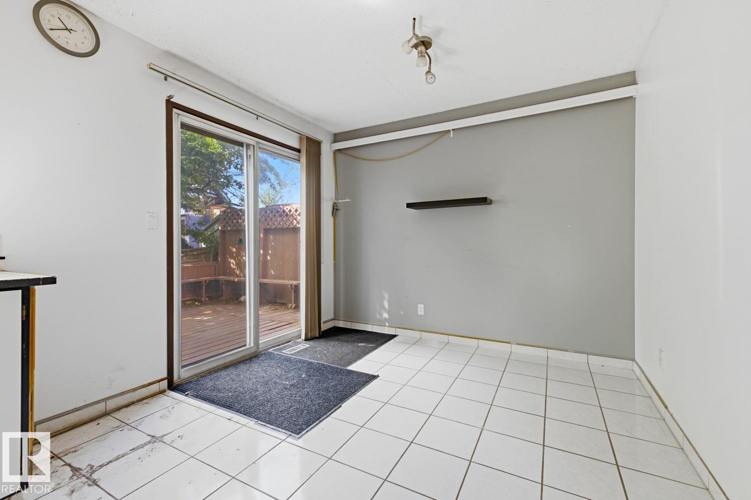 3515 43 Avenue NW - Photo 12