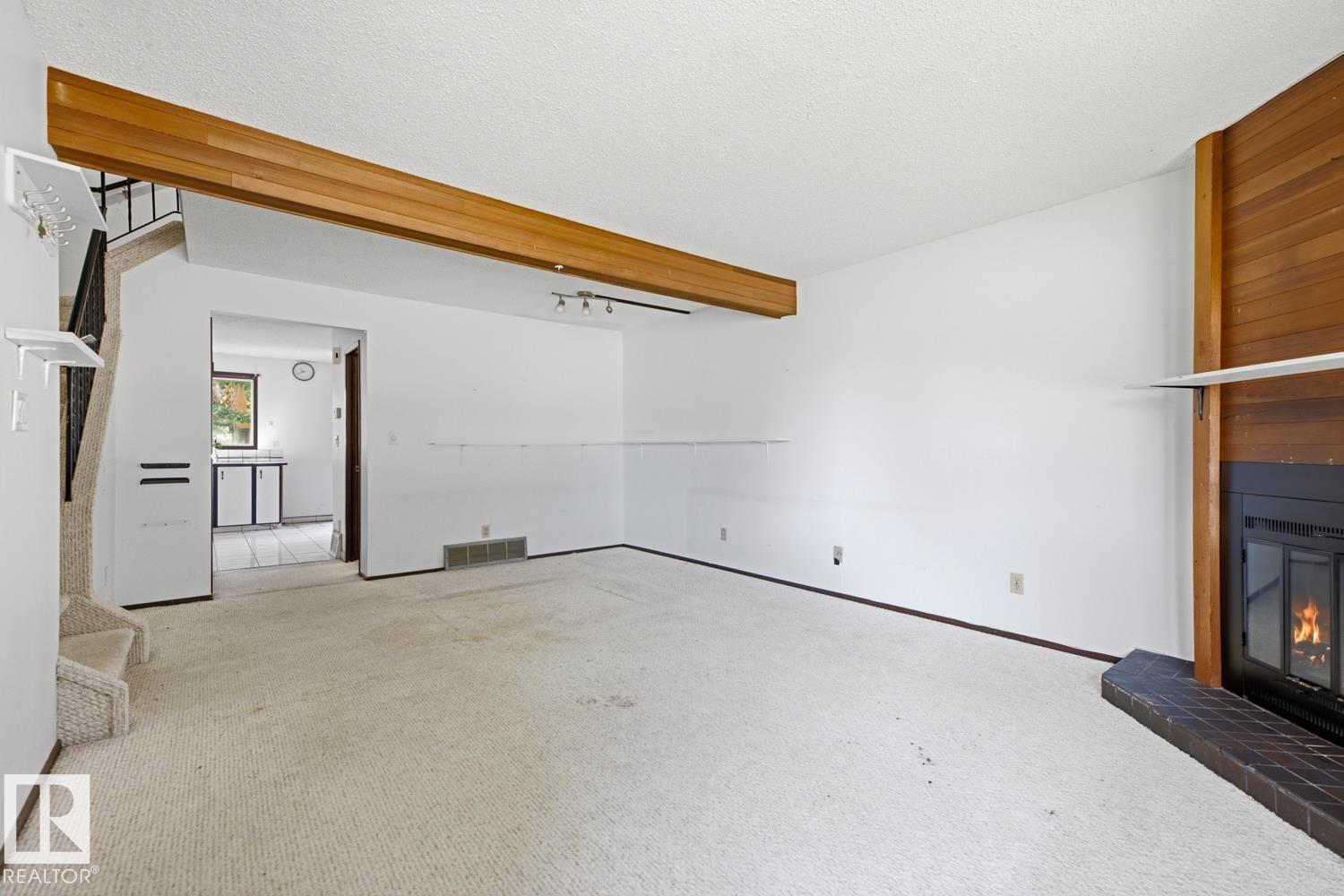 3515 43 AV NW, Kiniski Gardens, Edmonton photo 3