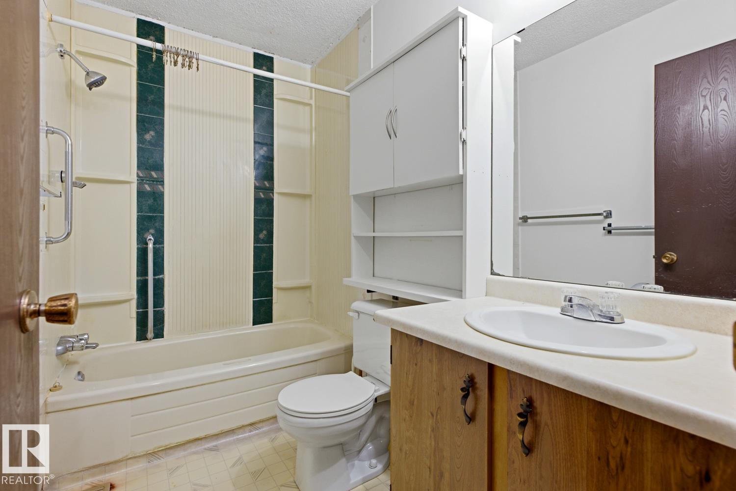 3515 43 Avenue NW - Photo 18
