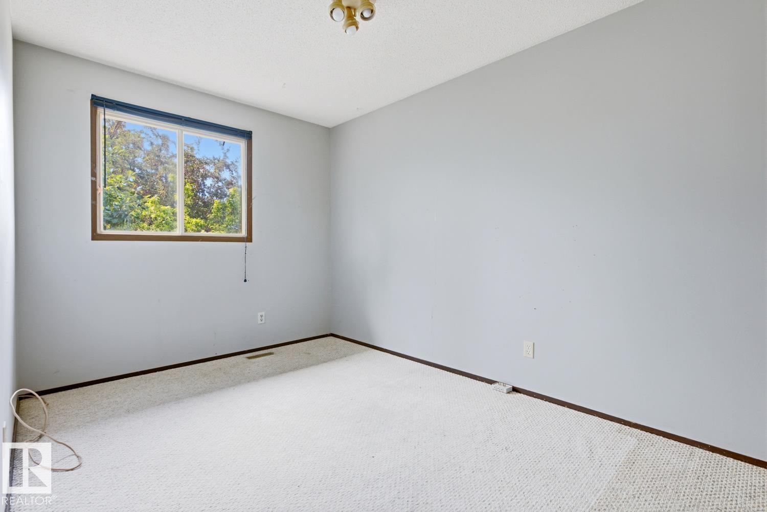 3515 43 Avenue NW - Photo 17