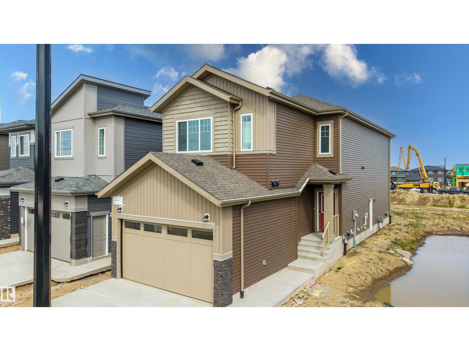 1786 Crossbill LO NW, Kinglet Gardens, Edmonton photo 1