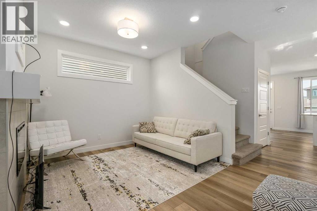 352 chelsea passage Passage W, Chelsea, Chestermere photo 5