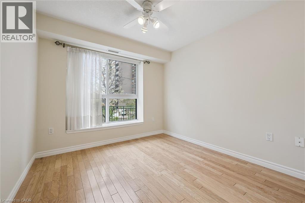 #110 20 ST GEORGE Street - Image 19