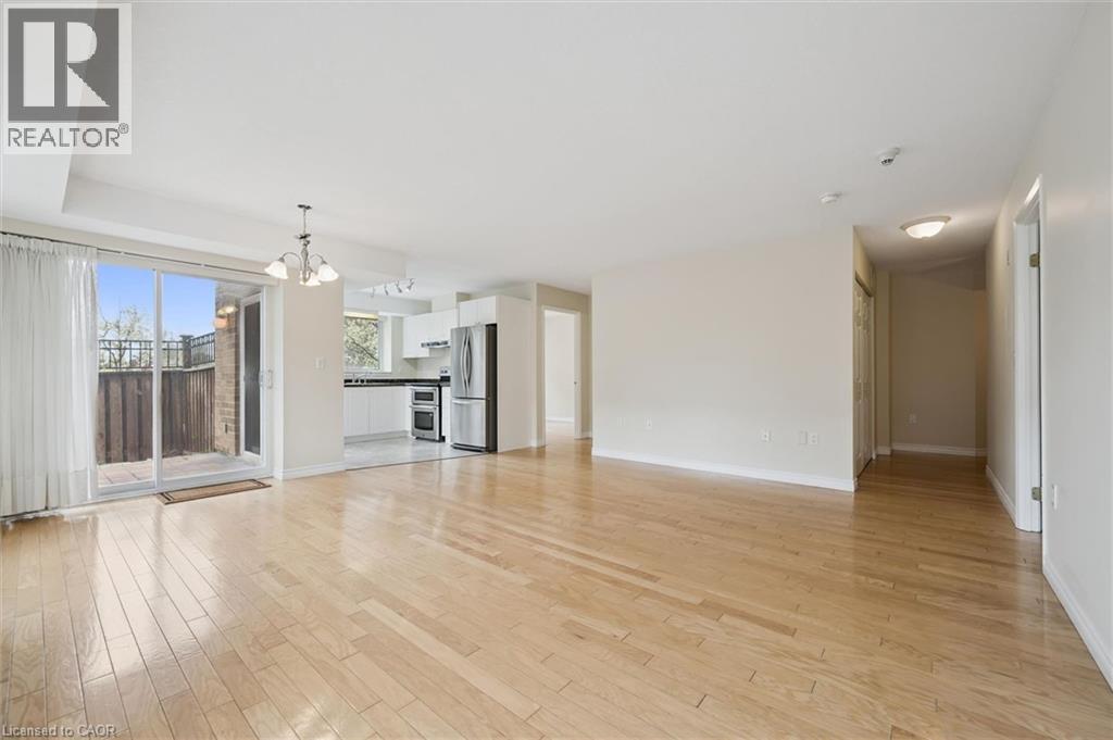 #110 20 ST GEORGE Street - Image 8