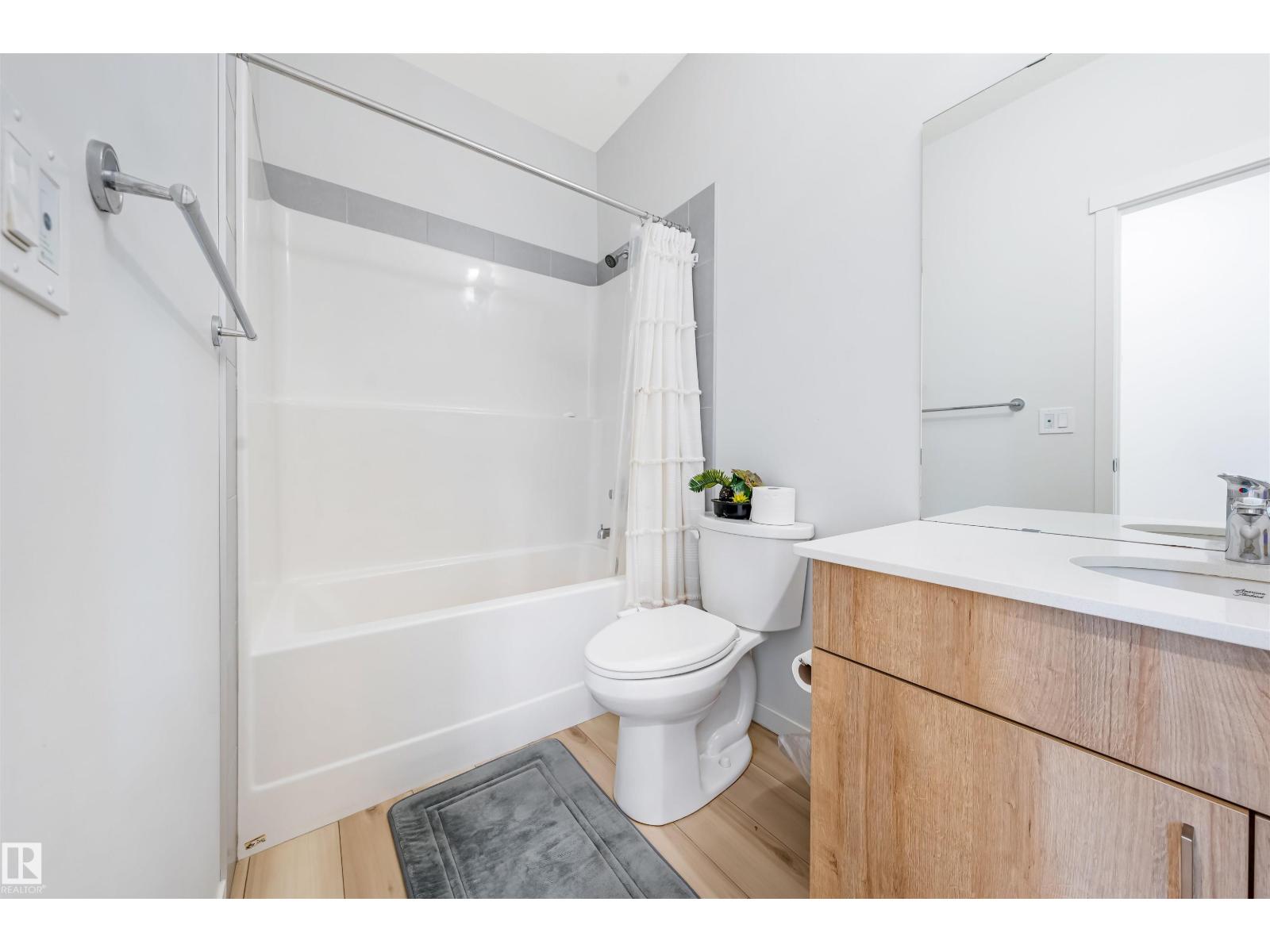 17072 45 Street NW - Photo 12