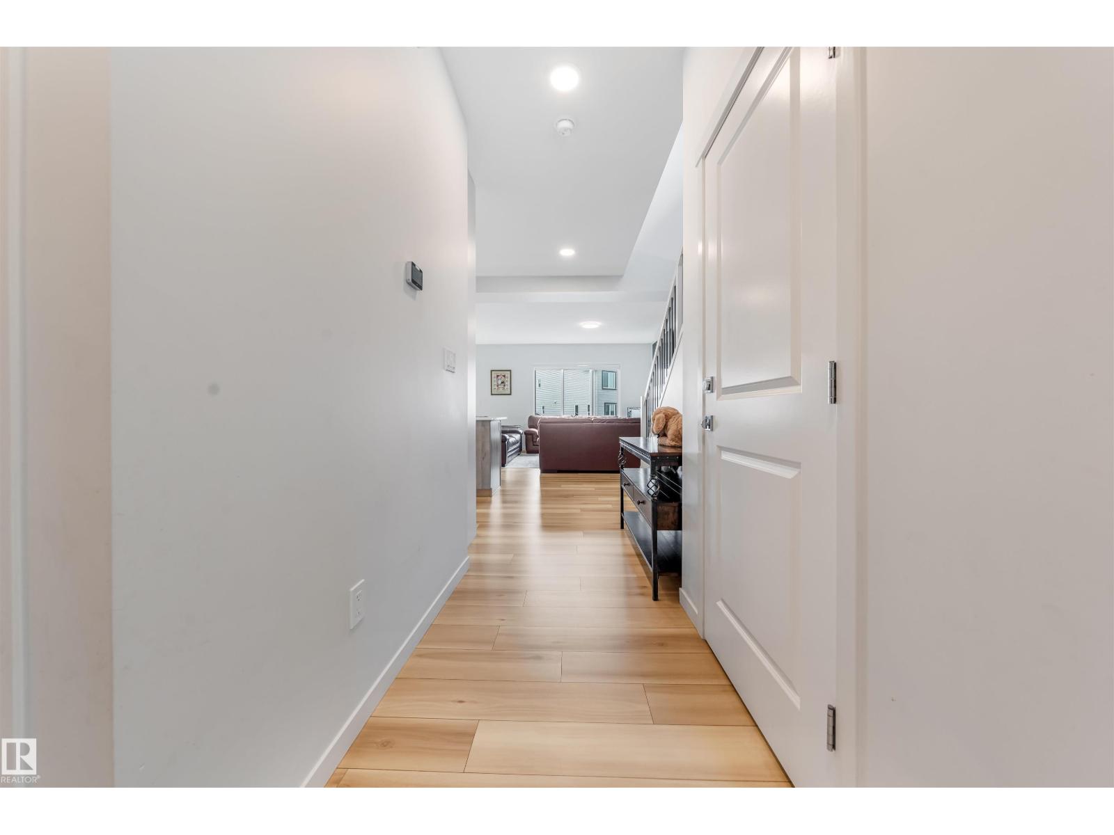 17072 45 Street NW - Photo 17