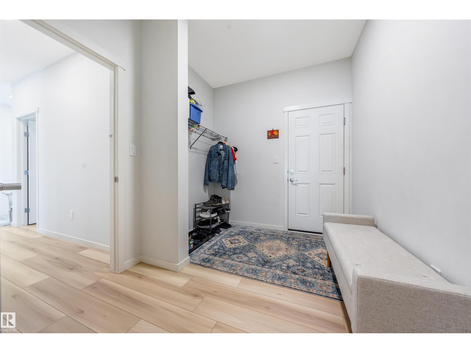 17072 45 ST NW - 16