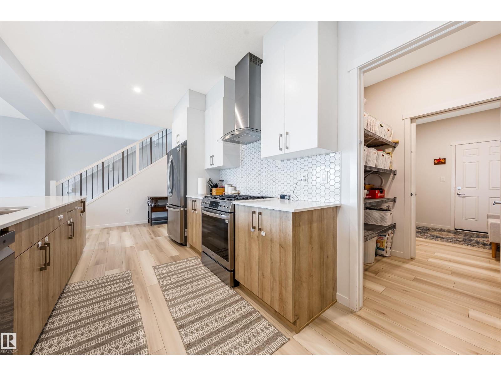 17072 45 Street NW - Photo 24