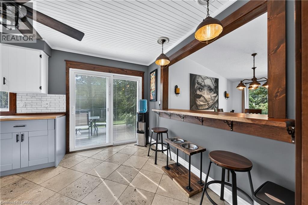 4905 MAPLEVIEW Crescent - Image 16