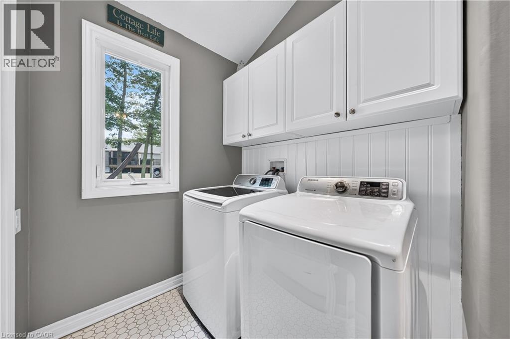 4905 MAPLEVIEW Crescent - Image 34