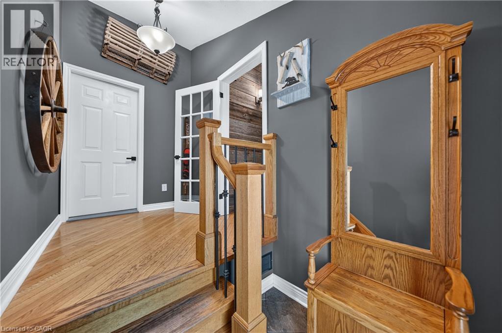 4905 MAPLEVIEW Crescent - Image 4