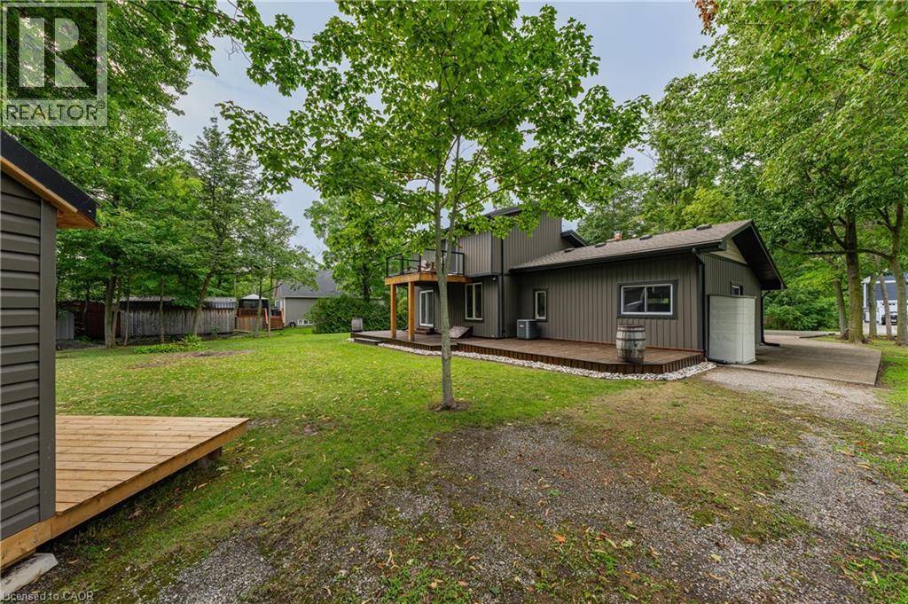 4905 MAPLEVIEW Crescent - Image 46