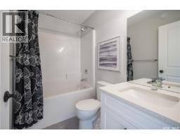 2956 Green Turtle Road, Regina, SK S4V4G4 Photo 25