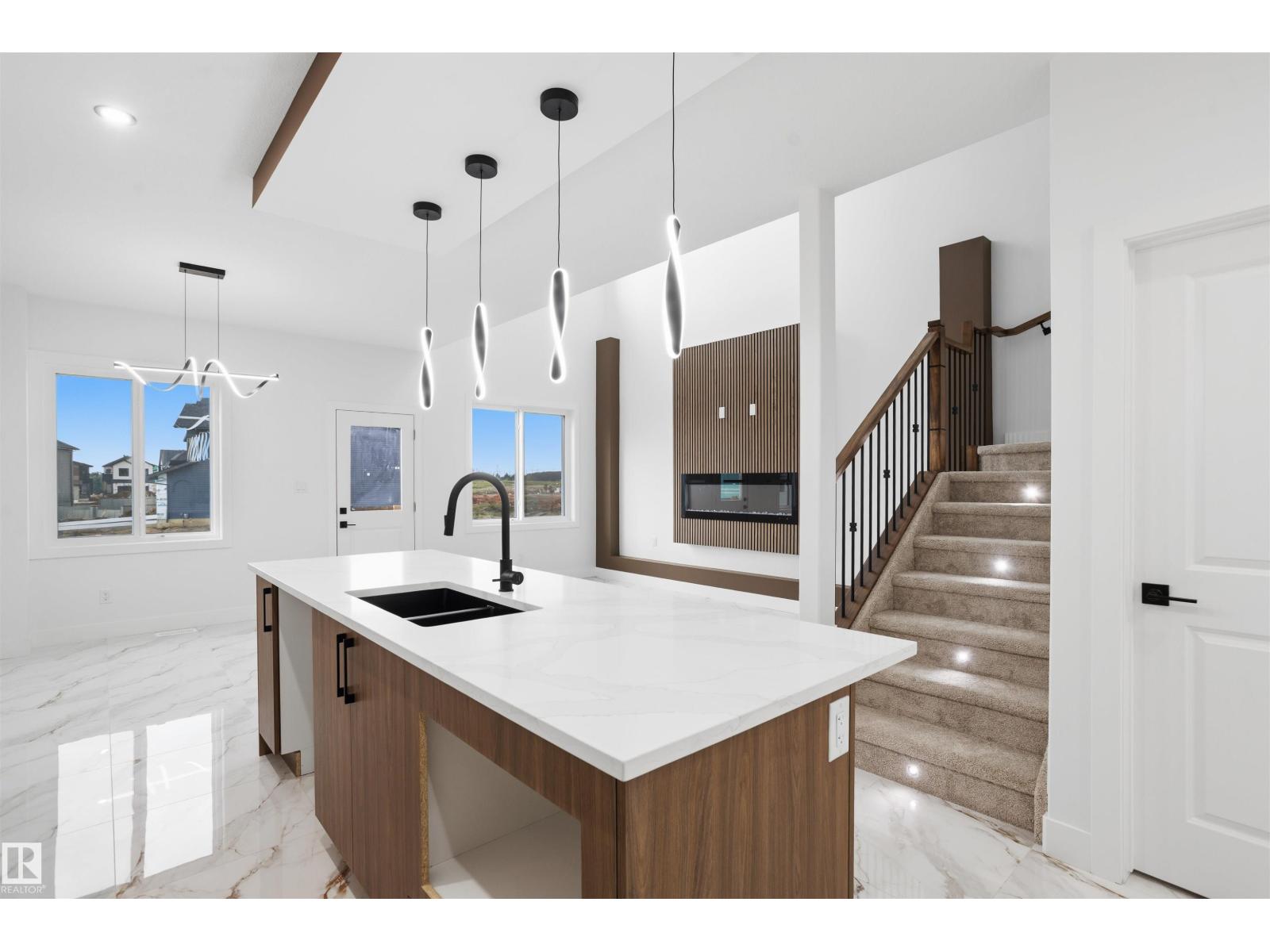 803 158 AV NE - 13