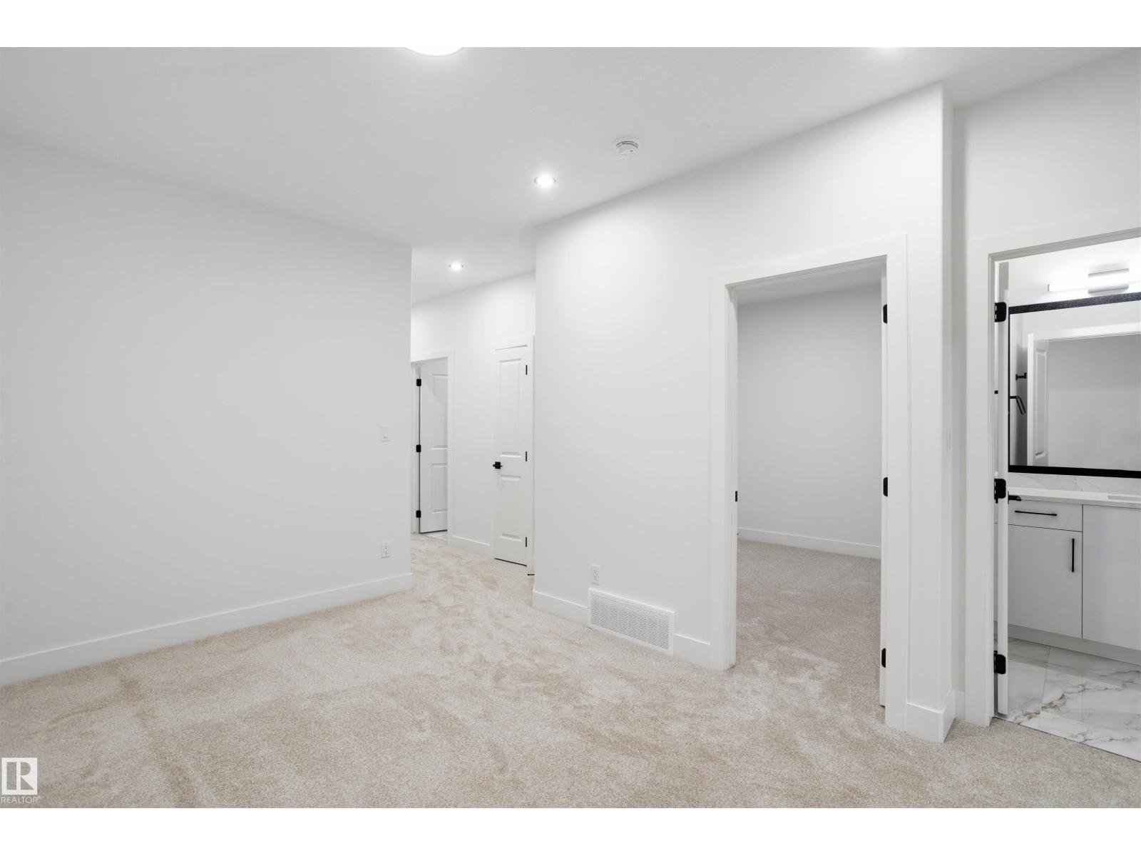 803 158 AV NE - 30