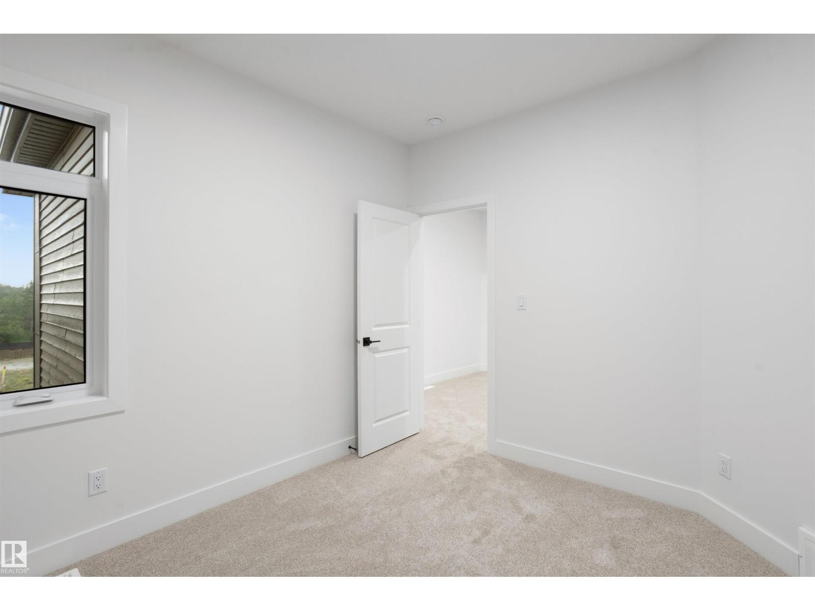803 158 AV NE - 35