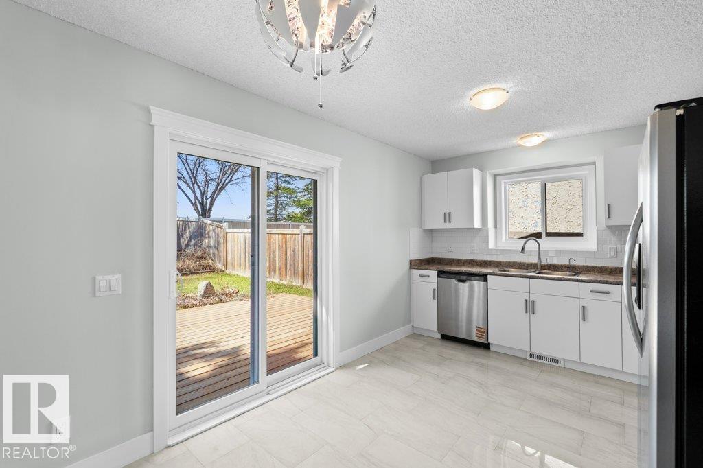 4209 25 Avenue NW - Photo 11