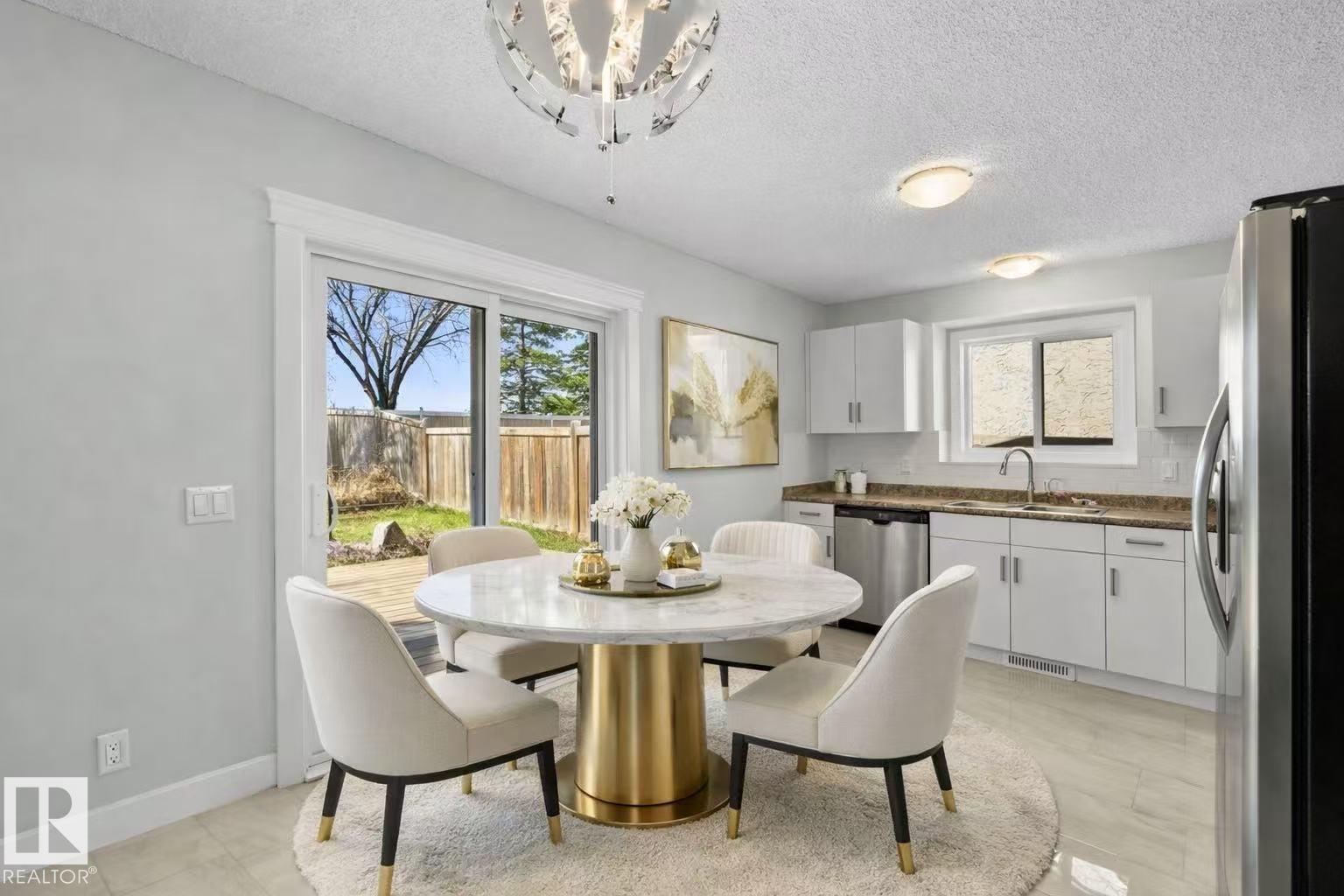4209 25 Avenue NW - Photo 12
