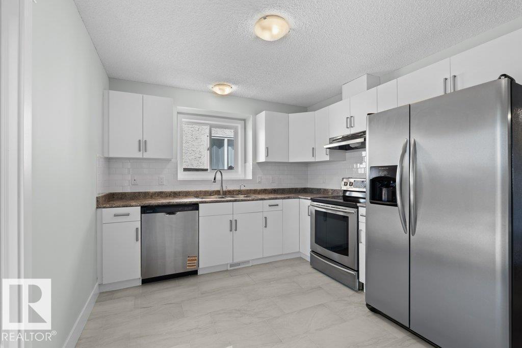 4209 25 AV NW - 13