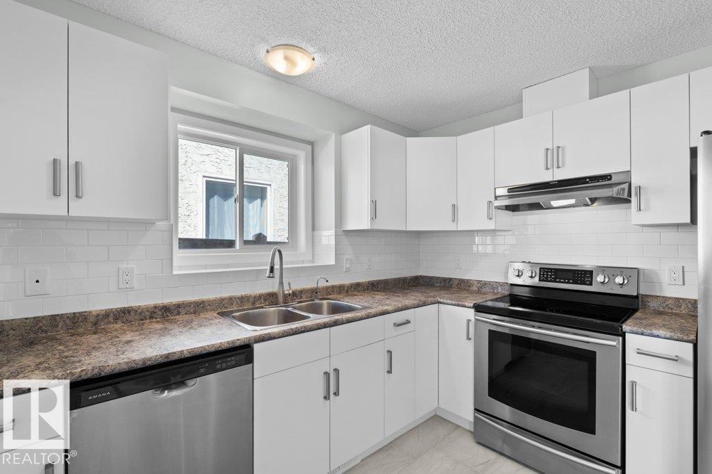 4209 25 Avenue NW - Photo 14