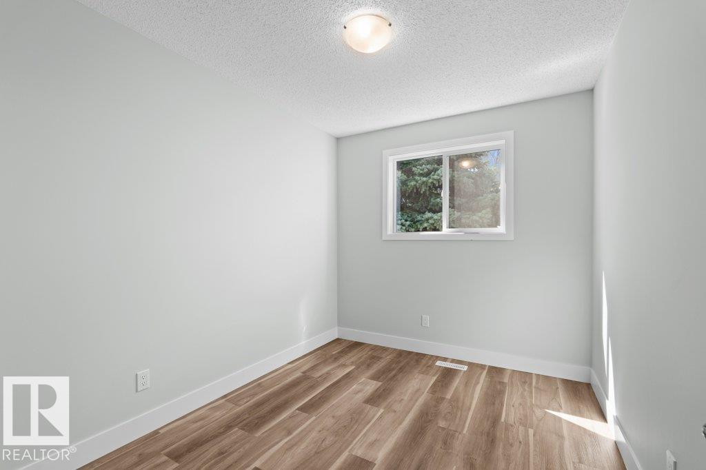 4209 25 AV NW - 22
