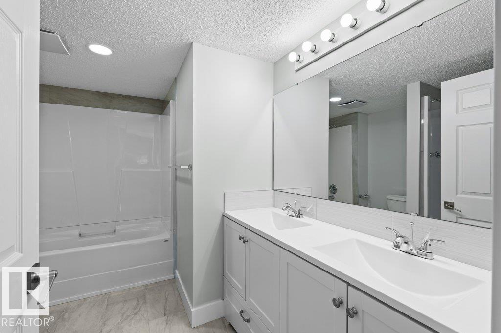 4209 25 Avenue NW - Photo 31