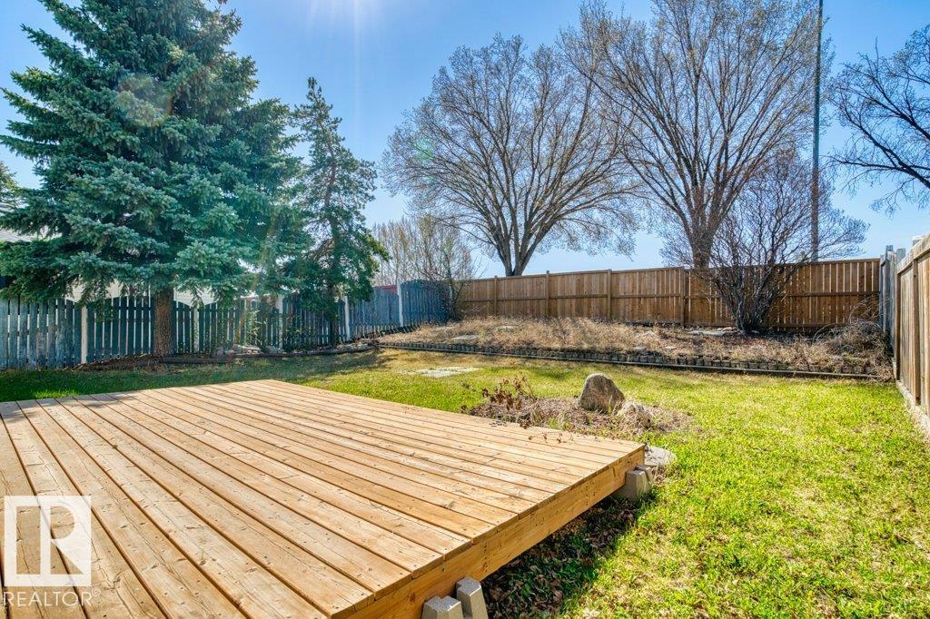 4209 25 Avenue NW - Photo 41