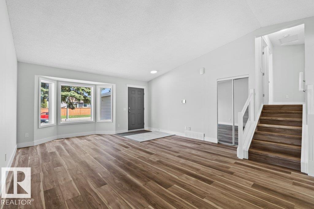 4209 25 Avenue NW - Photo 6