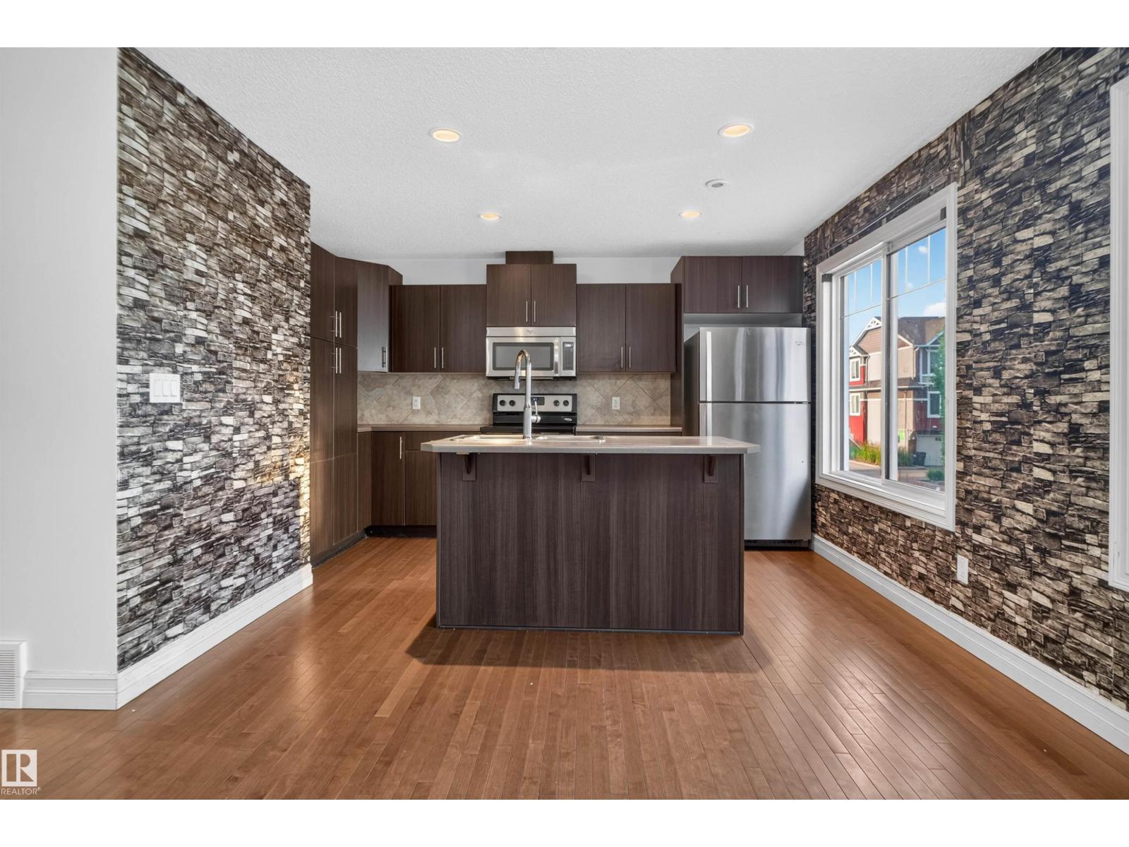 #69 3625 144 AV NW - 40