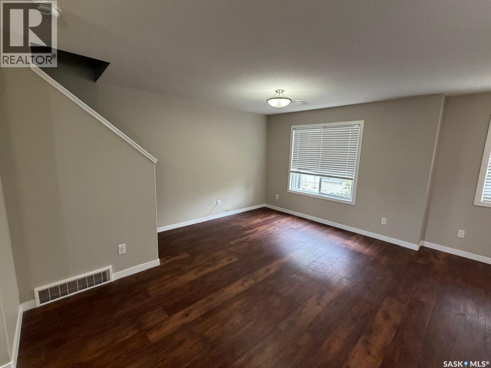 #604 3440 Avonhurst DRIVE - 5