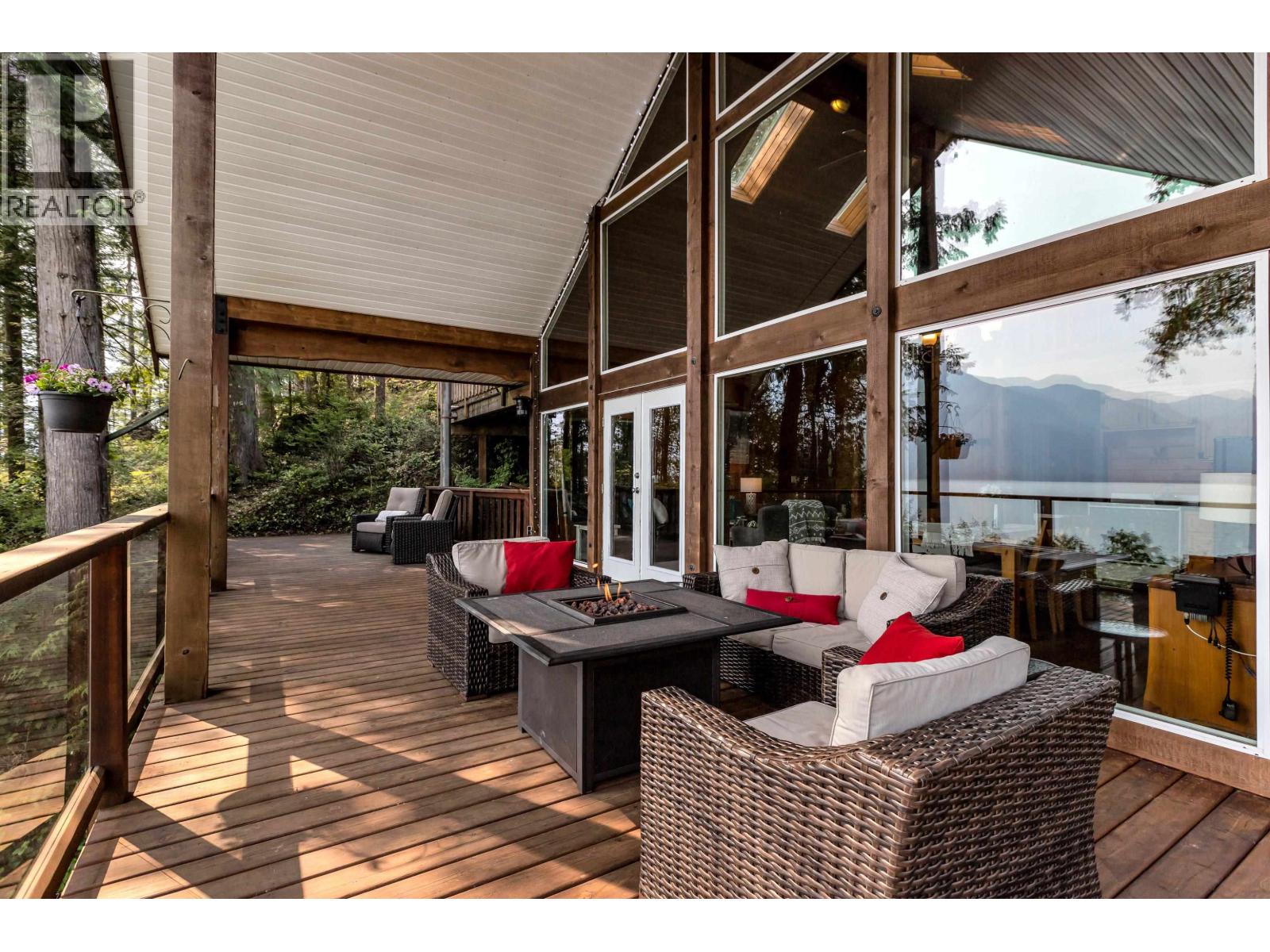 4 CHRISTIAN COVE, Pitt Meadows