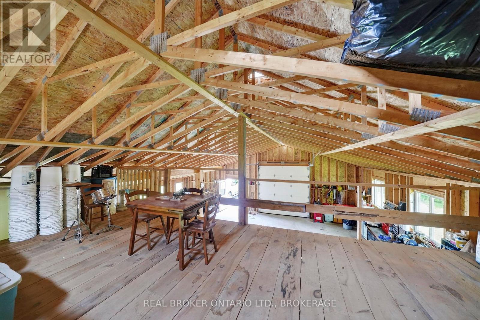 18523 KENYON CONC RD 1 ROAD - Image 33