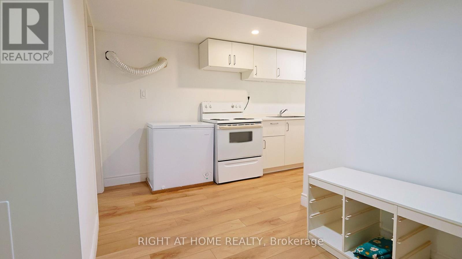 82 NORMANHURST AVENUE - Image 36