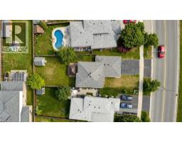 312 Rittenhouse Road, Kitchener, ON N2E2S9 Photo 42