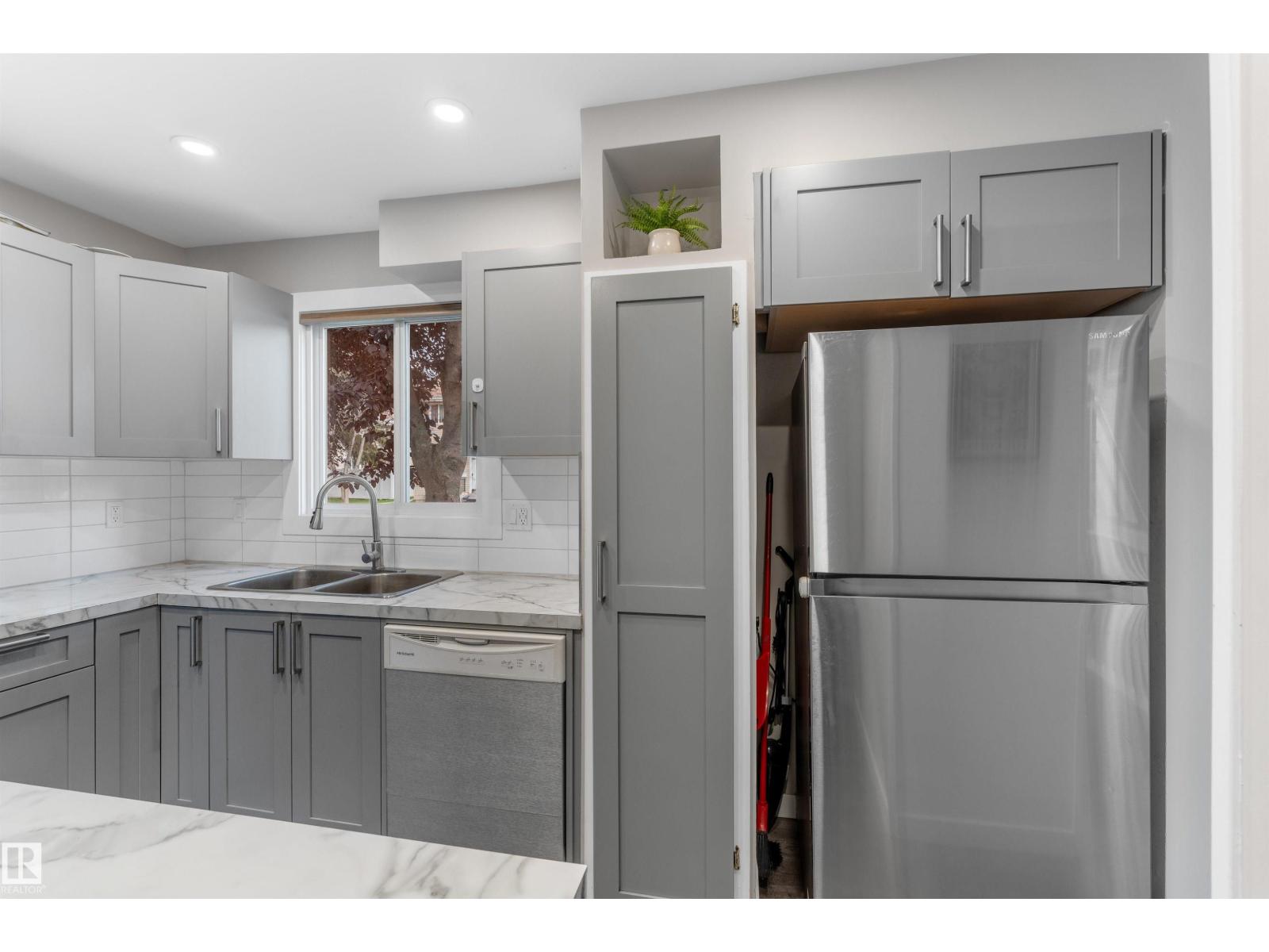 115 87 BROOKWOOD Drive - Photo 17