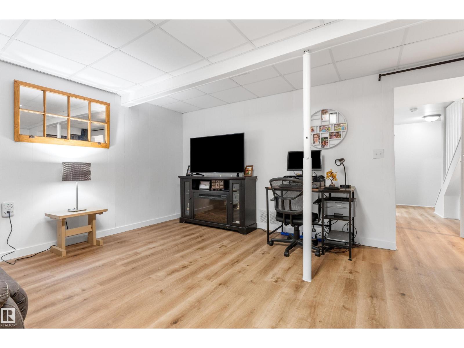#115 87 BROOKWOOD DR - 33