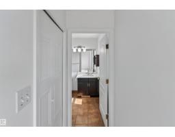 1707 37a Av Nw, Edmonton, AB T6T1X9 Photo 24