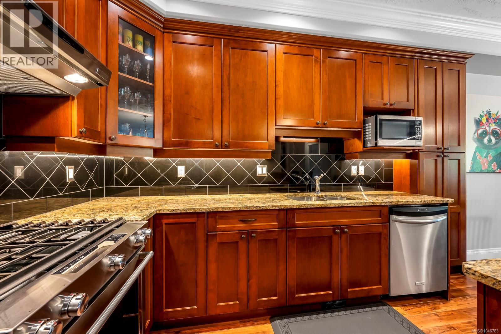 #511 3666 Royal Vista Way - 4